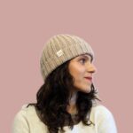 Handmade VAGOBEANIE in its beige variation MICHÈLE
